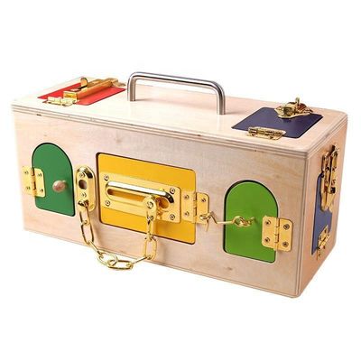 O bebê de madeira da caixa 13.5cm Montessori do fechamento brinca enigmas de madeira educacionais