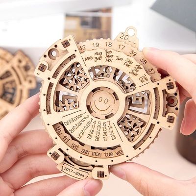 1cm 3d que combinam o enigma perpétuo da caixa de madeira do enigma obstrui brinquedos de madeira