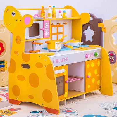 A cozinha diminuta de madeira da família 66cm ajustou Toy Kitchen Accessories de madeira