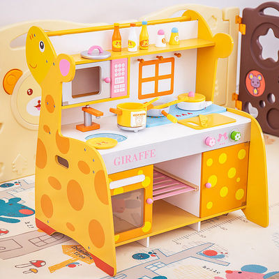A cozinha diminuta de madeira da família 66cm ajustou Toy Kitchen Accessories de madeira