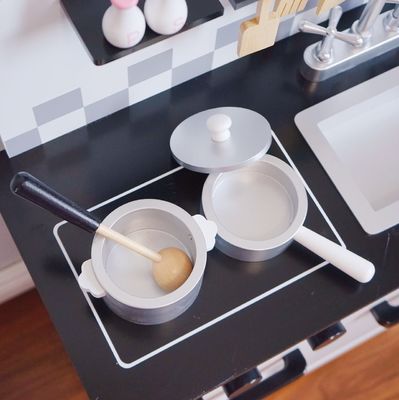As crianças de Grey Wooden Kitchen Toys For das crianças enegrecem 77.8cm