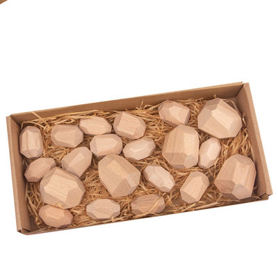 Pedra de madeira nórdica de Montessori que empilha brinquedos de madeira criativos do jogo