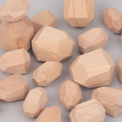 Pedra de madeira nórdica de Montessori que empilha brinquedos de madeira criativos do jogo