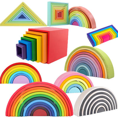 Blocos de apartamentos de madeira Toy Creative Educational do arco-íris de Brown 18cm