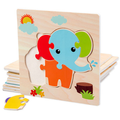 Os jogos que de Montessori o bebê brinca animais traficam crianças 3D confunde o enigma de madeira Toy Matching da cognição dos desenhos animados