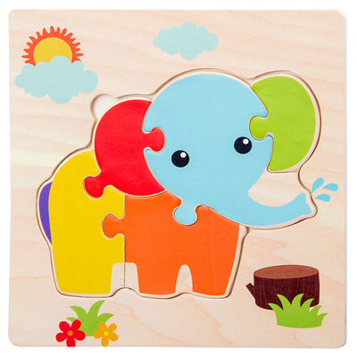 Os jogos que de Montessori o bebê brinca animais traficam crianças 3D confunde o enigma de madeira Toy Matching da cognição dos desenhos animados