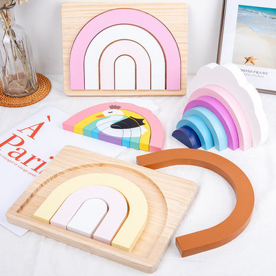 Brinquedos de madeira criativos de madeira de Montessori do empilhador não tóxico do arco-íris de 22cm