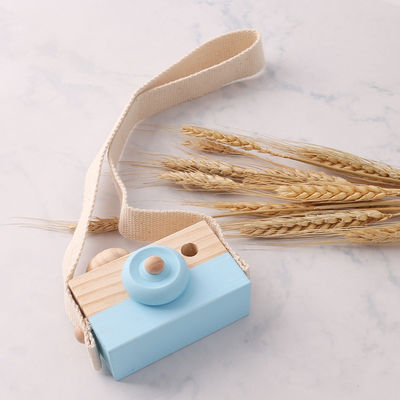 Pendente de madeira da câmera da colar de Montessori da faia para o bebê