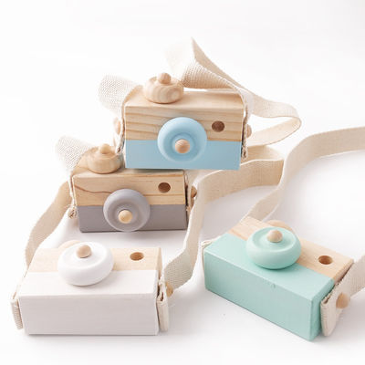 Pendente de madeira da câmera da colar de Montessori da faia para o bebê