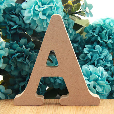 Alfabeto 3.94in de madeira ereto Nontoxic das letras para o casamento