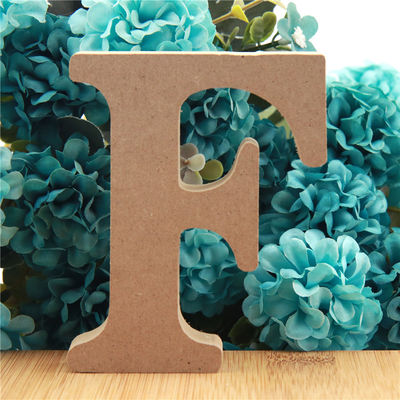 Alfabeto 3.94in de madeira ereto Nontoxic das letras para o casamento
