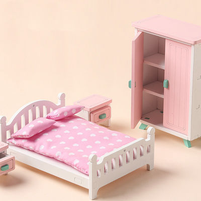 Brinquedos de Mini Montessori Wooden Girls Bedroom sem a rebarba