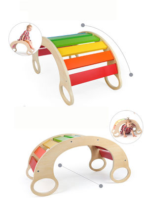 Quadro de escalada de madeira do arco-íris de Montessori do bebê do OEM