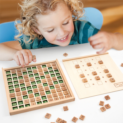 Montessori educacional 	Matemática de madeira Toy For Preschool Counting Number