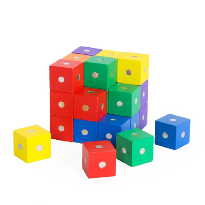 Blocos magnéticos 10pc 2X2X2cm do arco-íris quadrado educacional do cubo de madeira