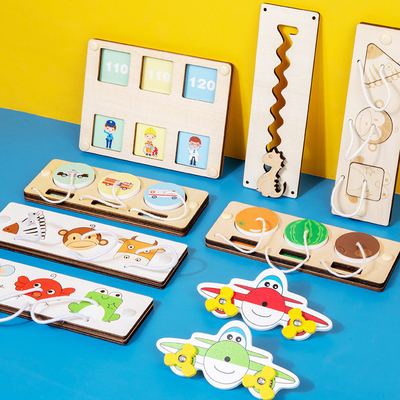 DIY Montessori que combina a aprendizagem adiantada da criança da educação da placa da atividade sensorial