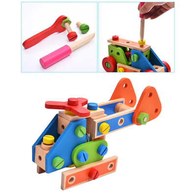 A porca de madeira do bloco de apartamentos de Montessori brinca o parafuso Toy Girls Boys Gift da porca