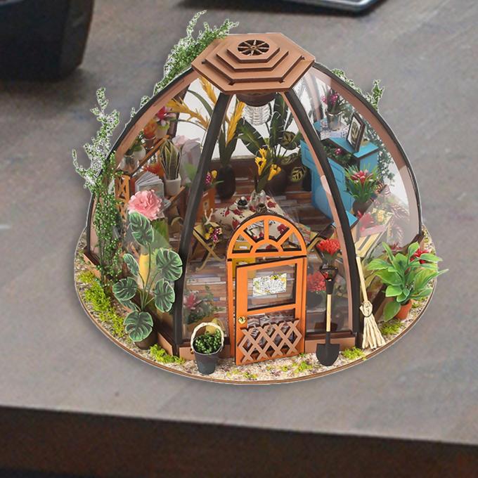 Casa de boneca diminuta de DIY com a casa de boneca de madeira do conjunto do auto da casa do jardim do ofício da caixa de bateria da luz do diodo emissor de luz da ferramenta de jardinagem da mobília